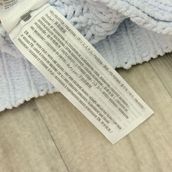 Hollister pastel periwinkle blue chenille knit oversized cardigan - Picture 5 of 5